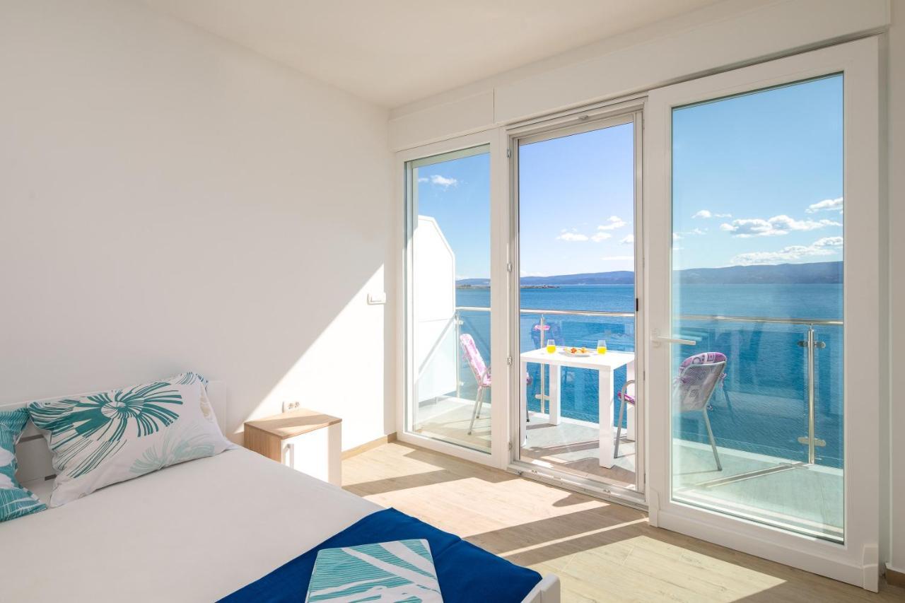 Apartamento Absolute Beach Holidays Dugi Rat Exterior foto