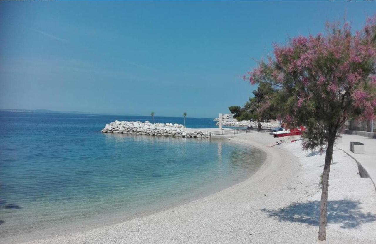 Apartamento Absolute Beach Holidays Dugi Rat Exterior foto