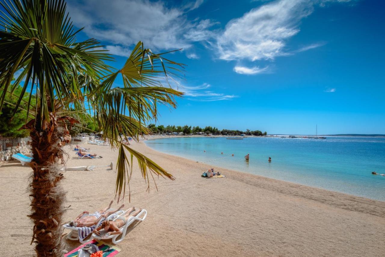 Apartamento Absolute Beach Holidays Dugi Rat Exterior foto